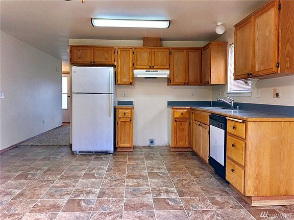 3rd image of 20010 10th Avenue Ct E