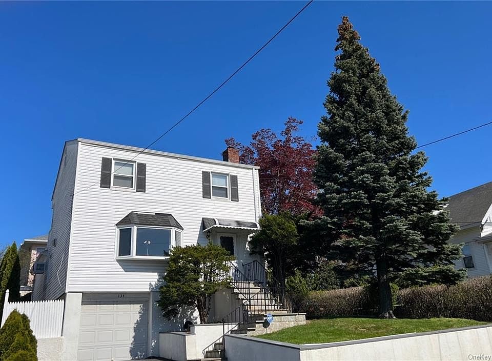 1st image of 134 Wickes Ave