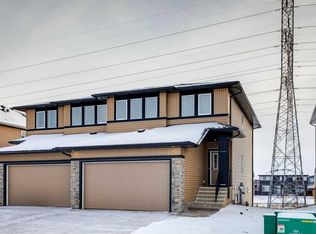 305 N Dawson Wharf Rd, Chestermere, AB T1X2X2