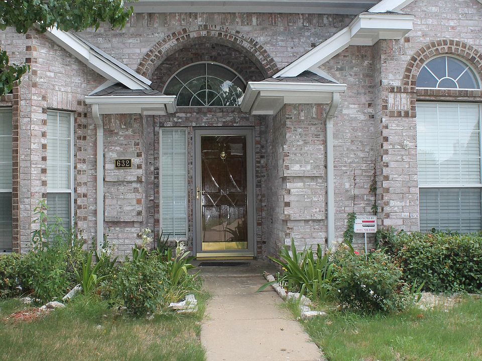 1st image of 632 Lakewood Dr