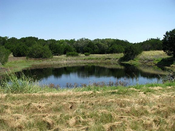 4th image of 180 County Road 318