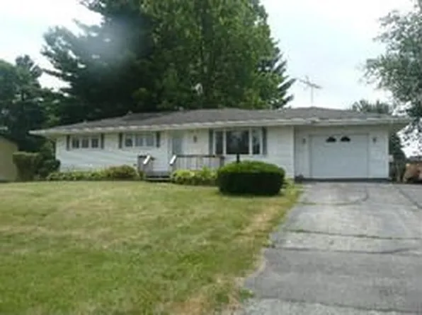 1164 W 2nd St, Byron, IL 61010