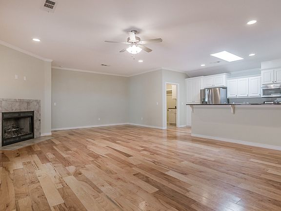 5th image of 9505 Perry Ave