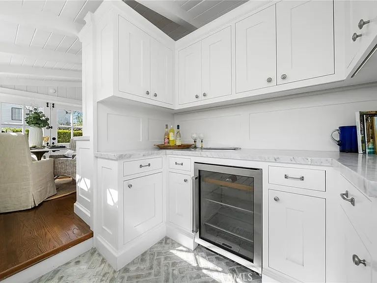 420 Acacia Ave — Photo 10