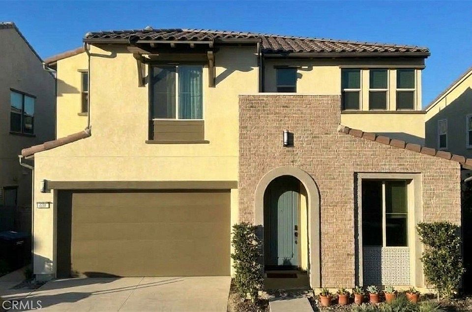 1st image of 625 Leonard Dr
