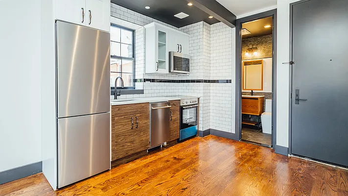 Rented by Nooklyn NYC LLC | media 5