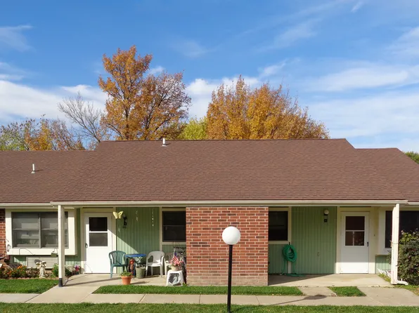 Maple Winds Village I, 403 Iowa St, Hiawatha, KS 66434