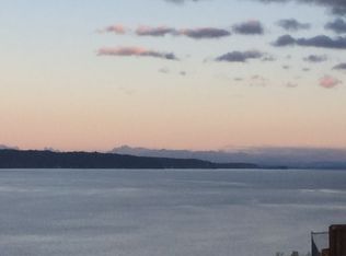 1589 Country Club Dr, Camano Island, WA 98282