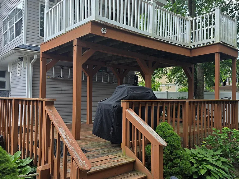 1396 Illinois Ave — Photo 2