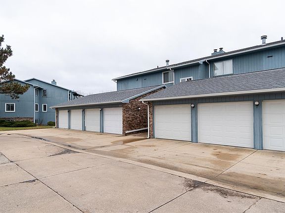 2nd image of 123 Southbrooke Dr APT 2