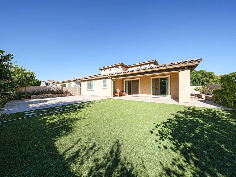 2545 E Ebony Dr — Photo 60