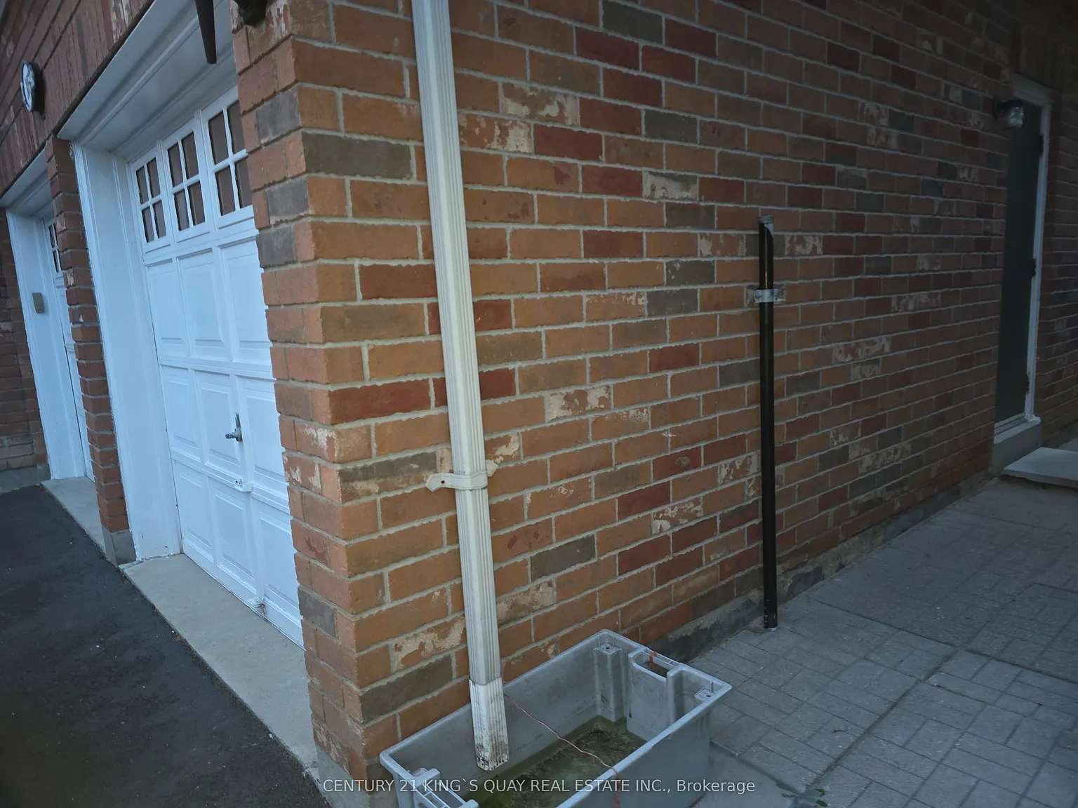 2 bed, $1,680 — Photo 1