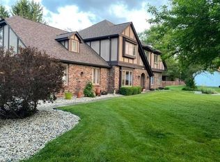 1609 Foxhill Ct, Anderson, IN 46011
