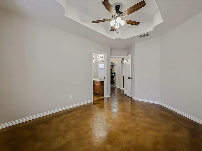 6630 Rhine Dr #B — Photo 15