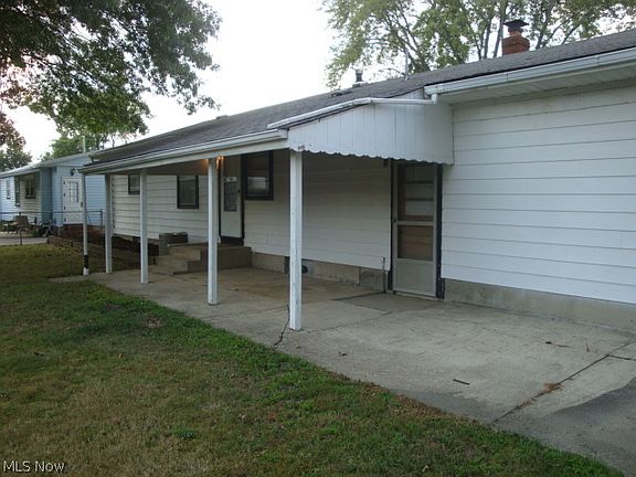 2nd image of 3155 Solar Dr NW