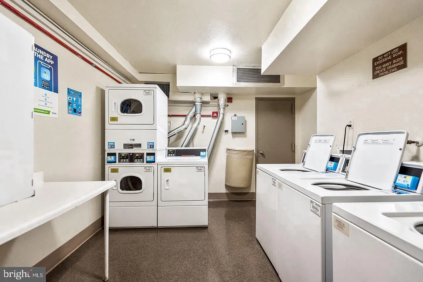 1 bed, 1.0 bath, 630 sqft, $1,900 — Photo 4