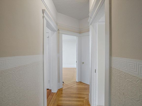 3rd image of 1296 Haight St APT 26