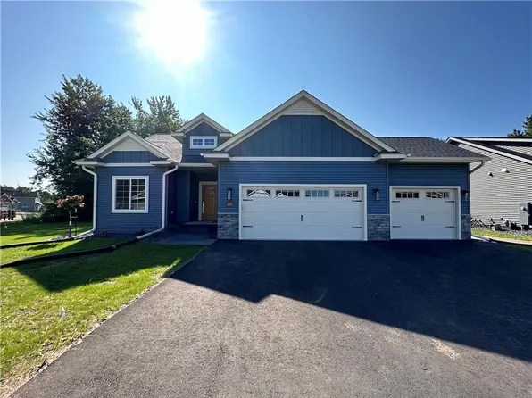 1697 St. Andrews Drive, Altoona, WI 54720