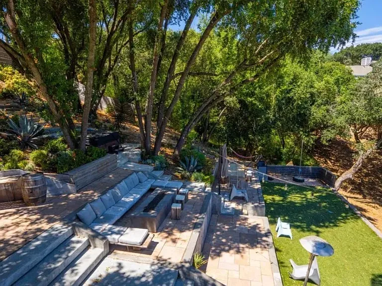 311 Grandview Ave — Photo 36