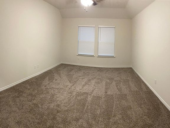 5th image of 246 Virginia Ct