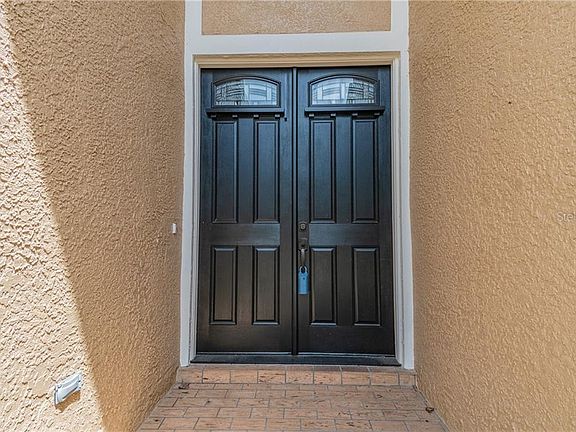 4th image of 10469 Greendale Dr