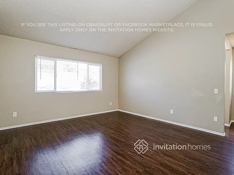 5794 N East St — Photo 10