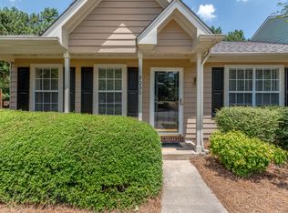 9030 Four Mile Creek Rd, Charlotte, NC 28277