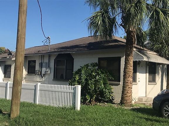 2nd image of 1023 Palmway St