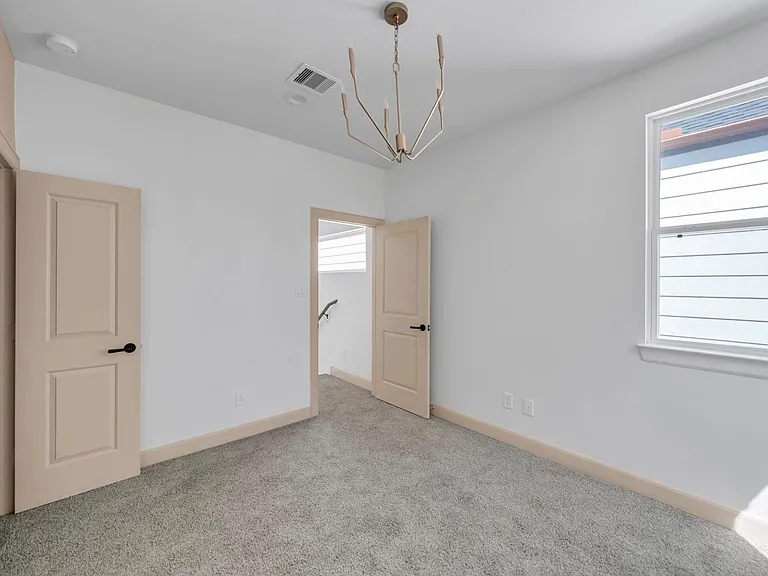 9551 Neuens Rd #B — Photo 23