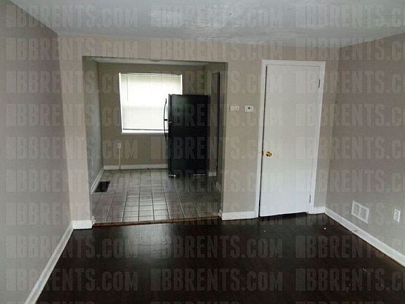 2nd image of 231 Ryburn Ave Unit A