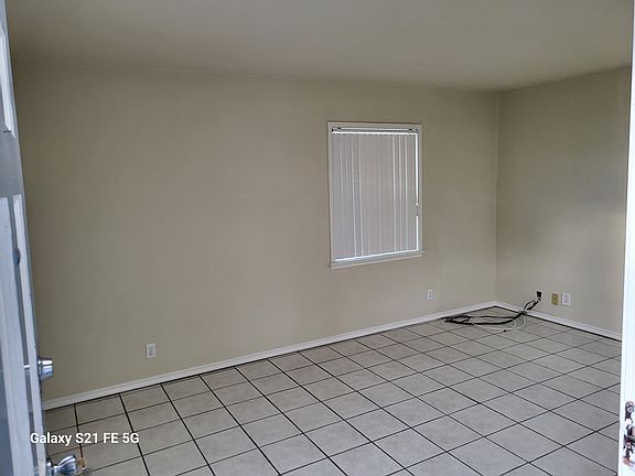 5th image of 2106 Cabrillo Ave #2106