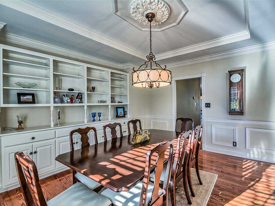 2411 Lakeridge Dr, Newburgh, IN 47630 Zillow