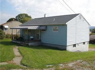 118 Braddock Dr, Latrobe, PA 15650