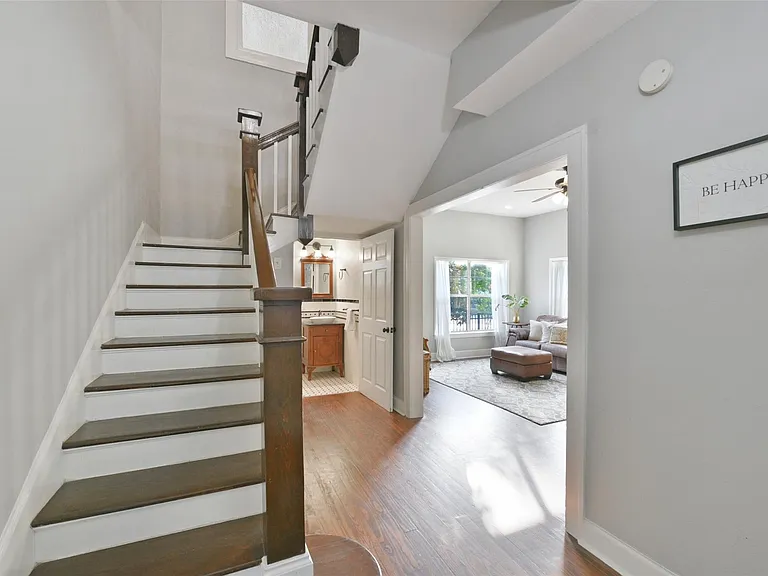 3427 Avenue L — Photo 14