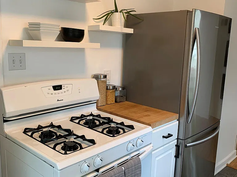 2905 Georgia Ave S — Photo 11