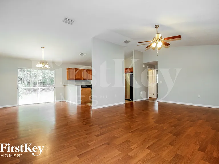 8240 Stoner Rd — Photo 6