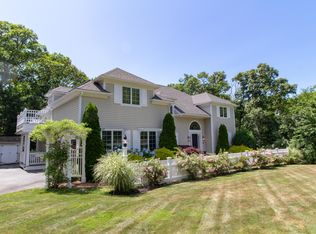 11 King Horn Dr, Falmouth, MA 02540