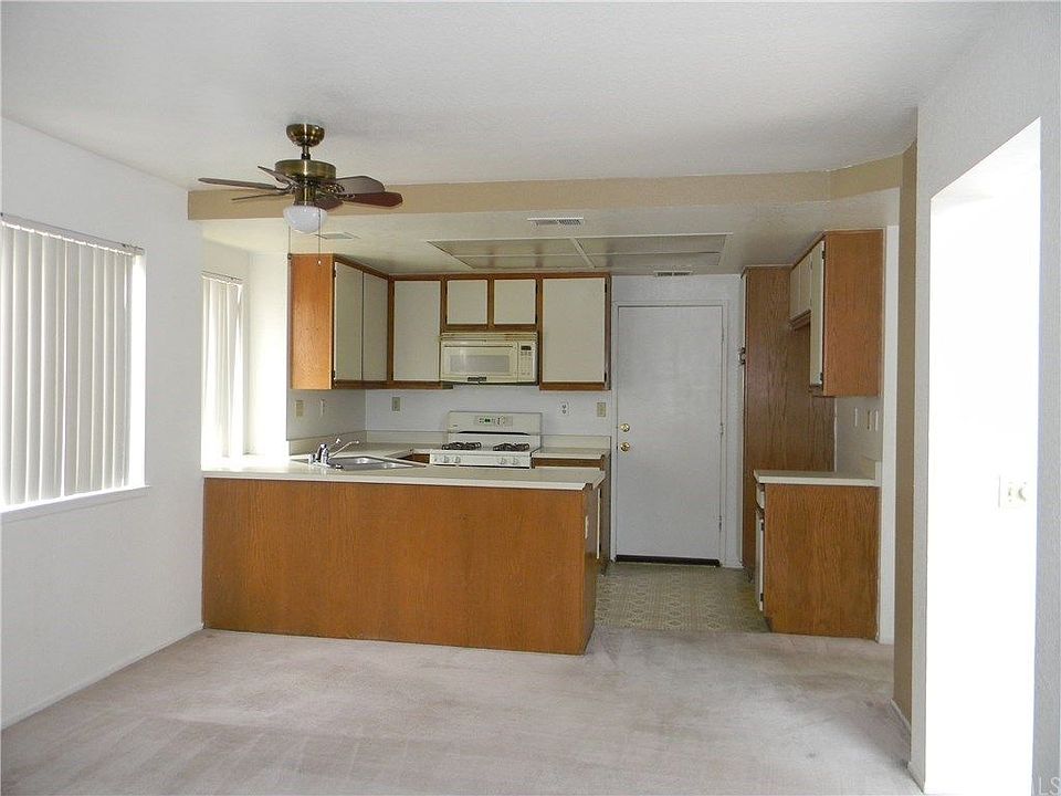 2nd image of 11065 Muirfield Dr