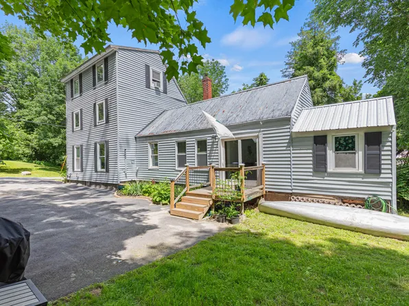 12 Church Street, Bridgton, ME 04009
