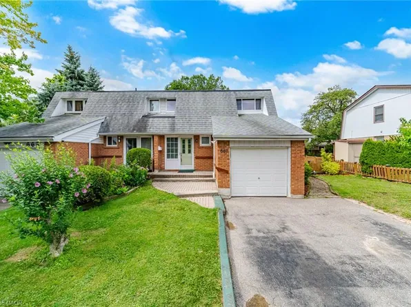 667 Green Meadow Cres, Mississauga, ON L5A 2V3