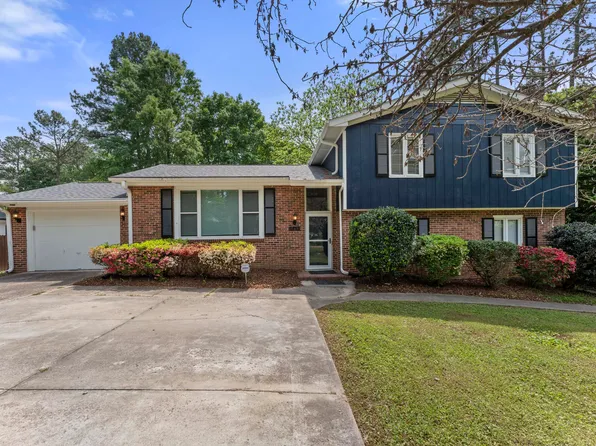 5713 Timber Ridge Dr, Raleigh, NC 27609