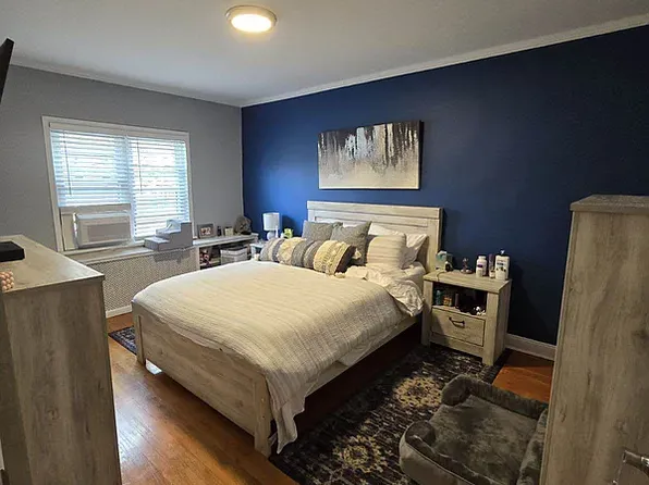 64-47 Austin Street image 7 of 12