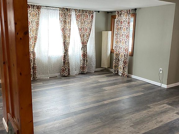5th image of 131 S Fairview Ave #131