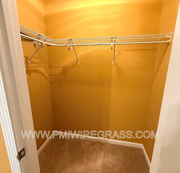201 Windsor Garden Dr — Photo 11