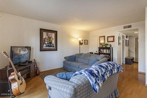 4th image of 793 Seawind Way