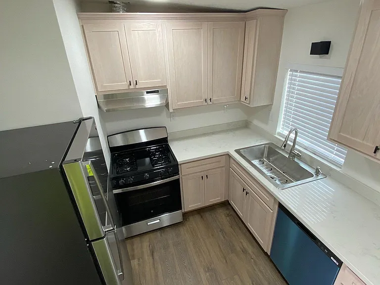 50 E Grant Line Rd #5 — Photo 2