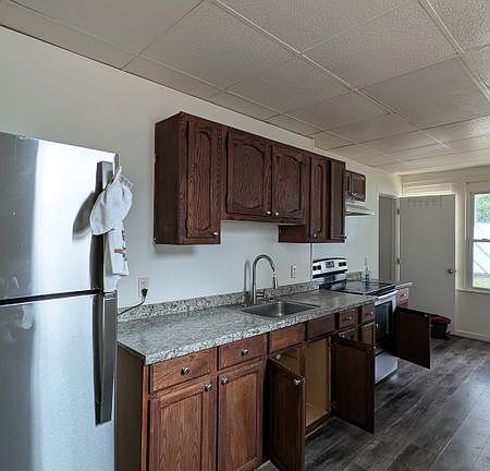 4th image of 191 S Meade St APT 1