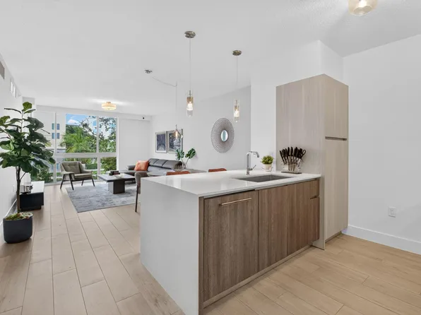 111 SE 1st Ave APT 317, Delray Beach, FL 33444
