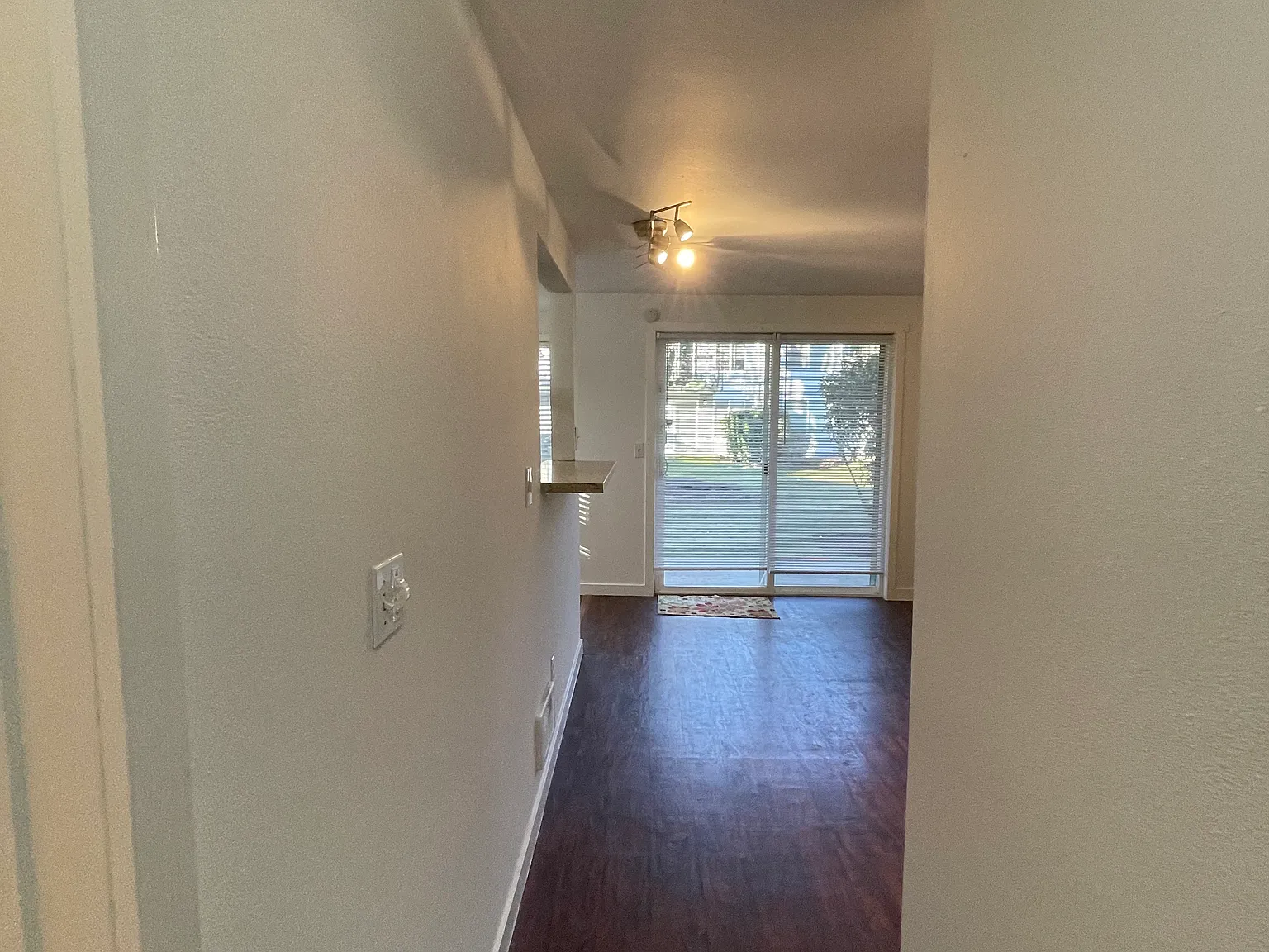 1856 Central Pl S — Photo 4