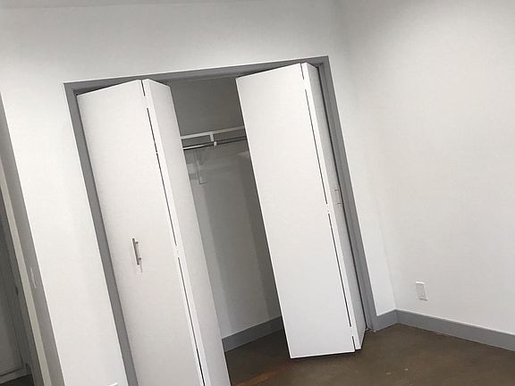 4th image of 31 23rd Ave #2